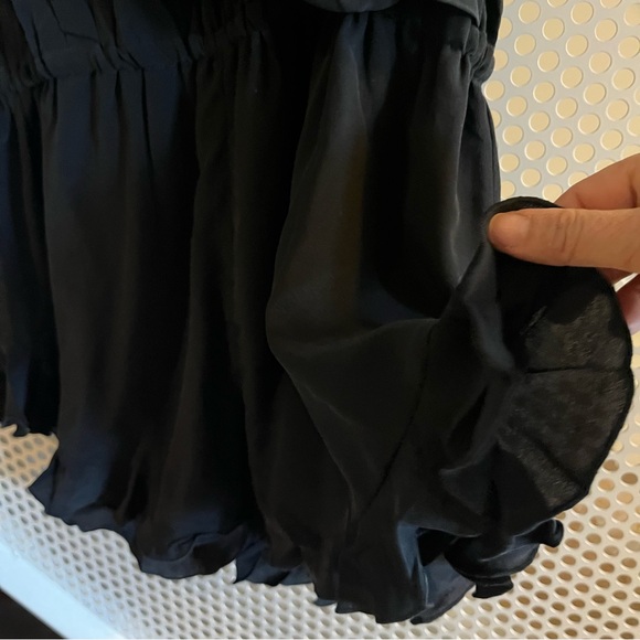 Chaser Surplice Romper with Ruffled Sleeves and Hems Size Medium in Black NWT - Picture 4 of 12